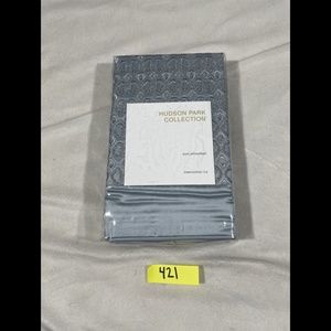 NIB [ 1 Euro European ] Sham for‎ Hudson Park Embroidered Tile